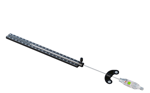 Aguja de biopsia cerebral navegable ILUMARK